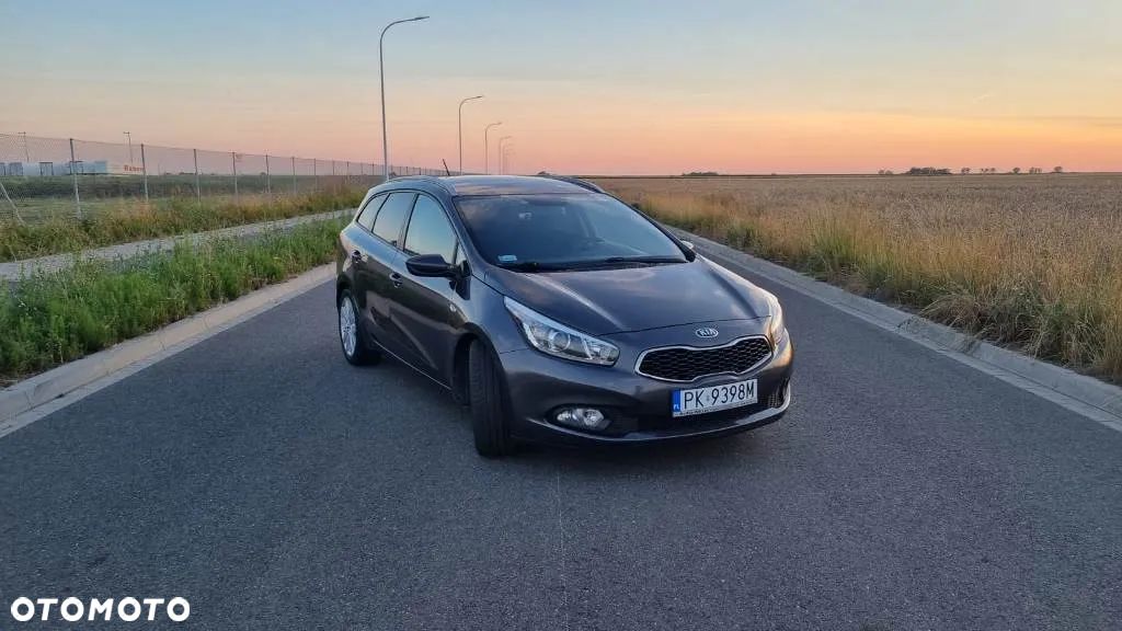 Kia Ceed Cee'd 1.6 CRDi XL - 1