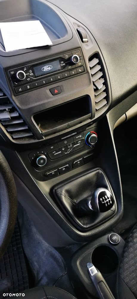 Ford Tourneo Connect - 11