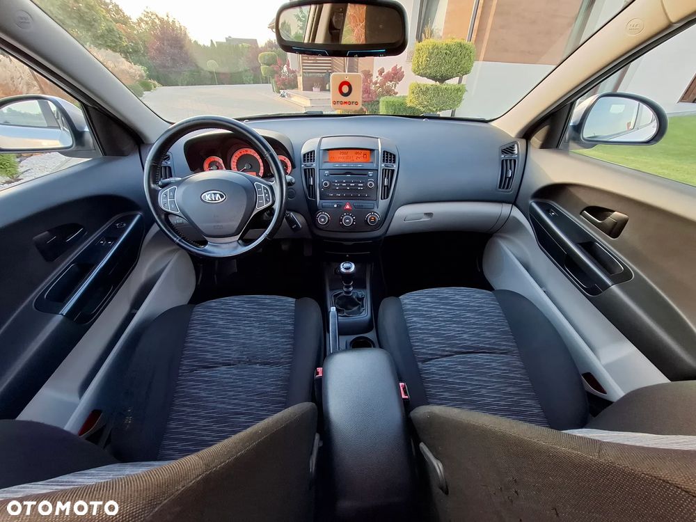 Kia Ceed 1.6 CVVT LX - 34