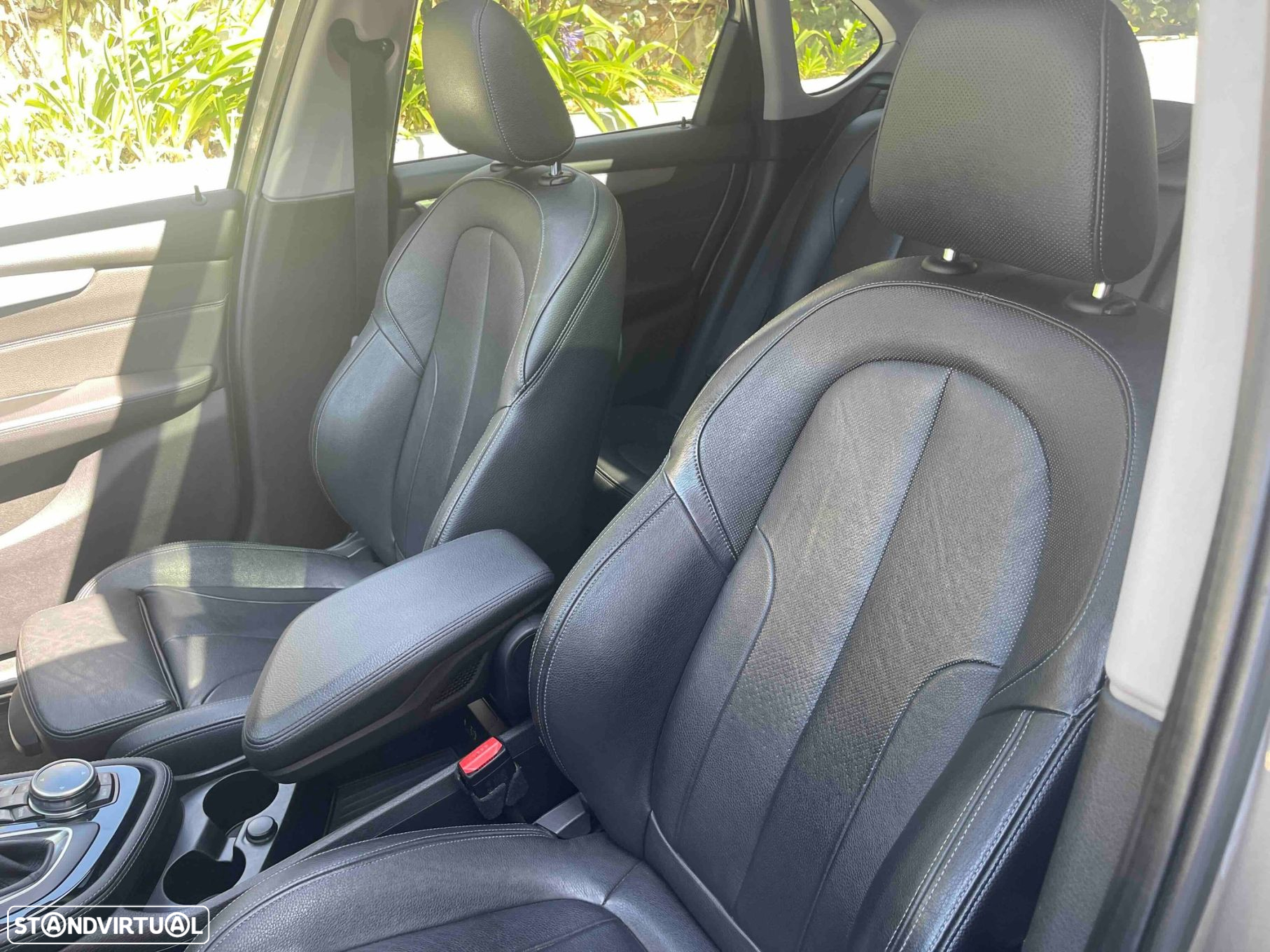 BMW 218 Active Tourer d Line Luxury Auto - 34