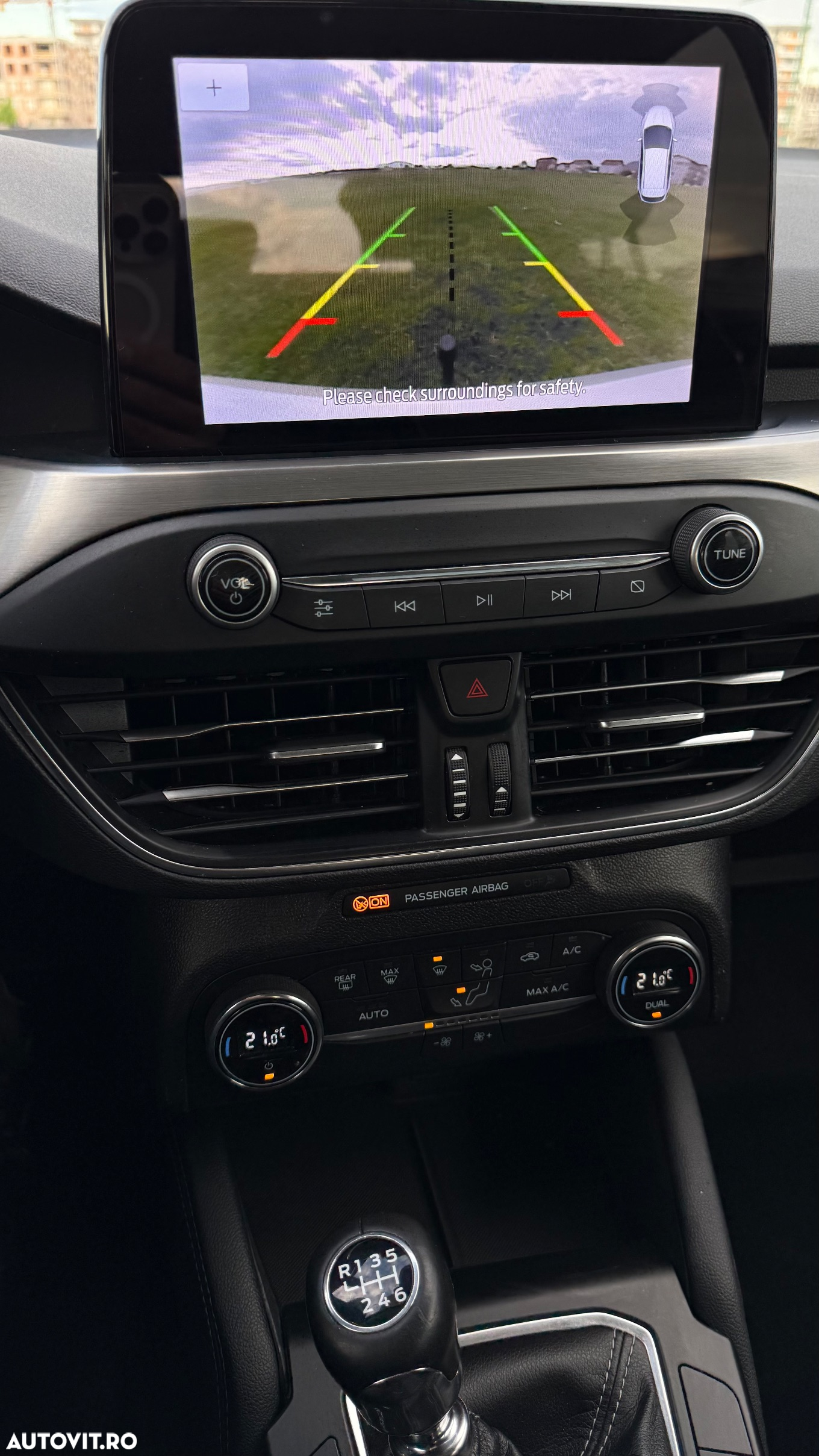 Ford Focus 1.5 EcoBlue Start-Stopp-System TITANIUM X - 19