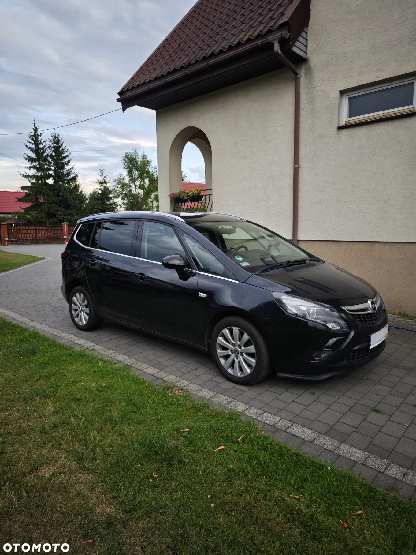 Opel Zafira 1.4 T Cosmo EcoFLEX S&S - 4