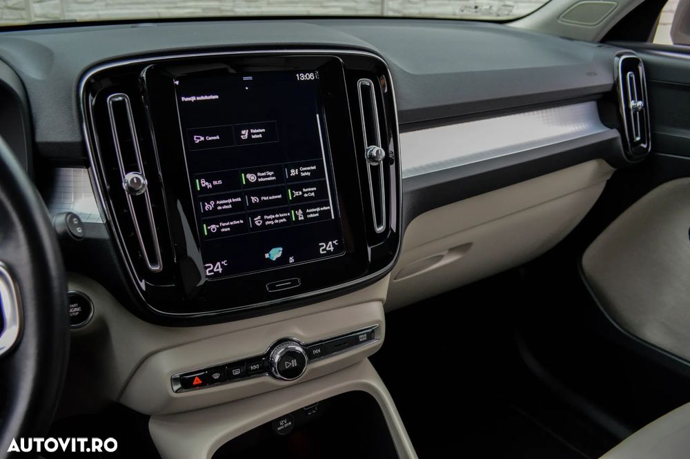 Volvo XC 40 Recharge T5 Twin Engine AT7 Inscription - 37