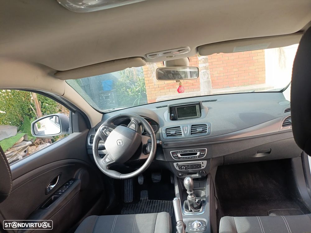 Renault Mégane Sport Tourer ENERGY dCi 110 Start & Stopp Dynamique - 16
