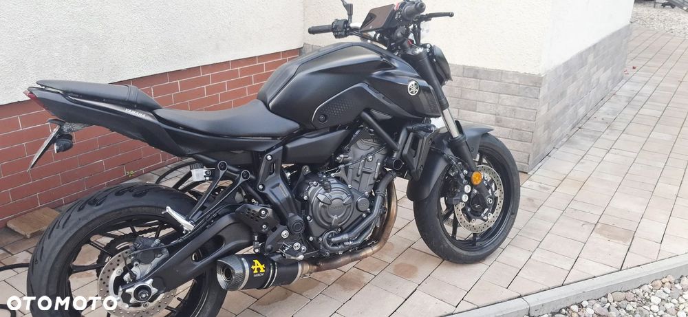 Yamaha MT - 16