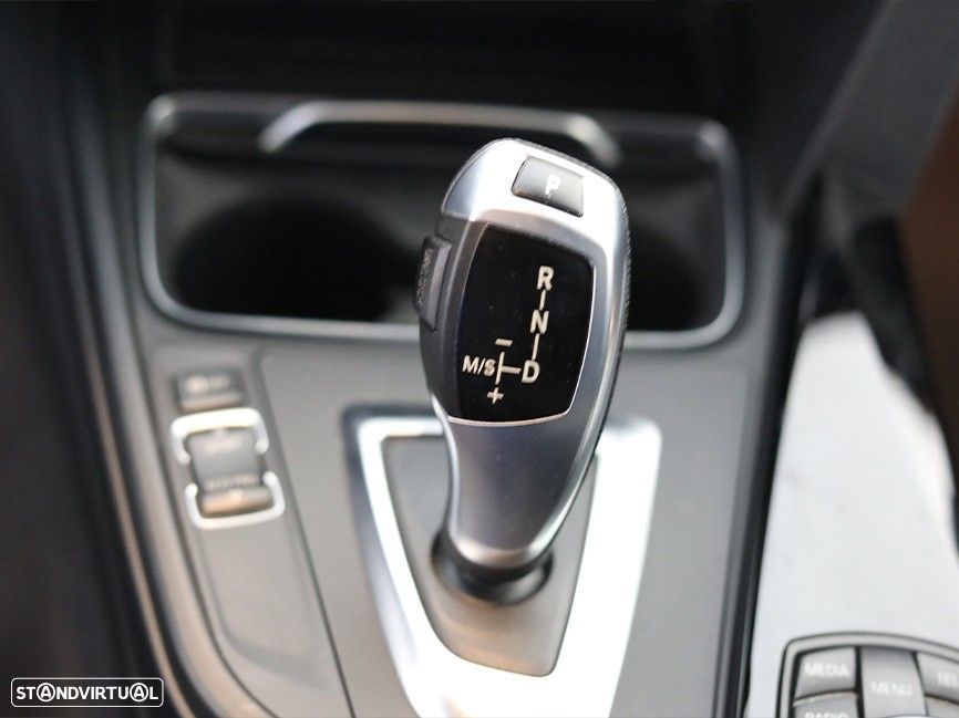 BMW 420 Gran Coupé d Line Sport Auto - 29