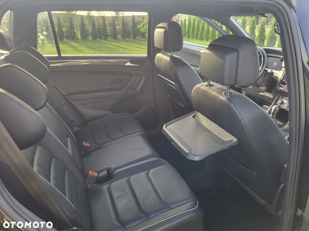 Volkswagen Tiguan Allspace 2.0 TSI 4Mot Highline DSG - 11
