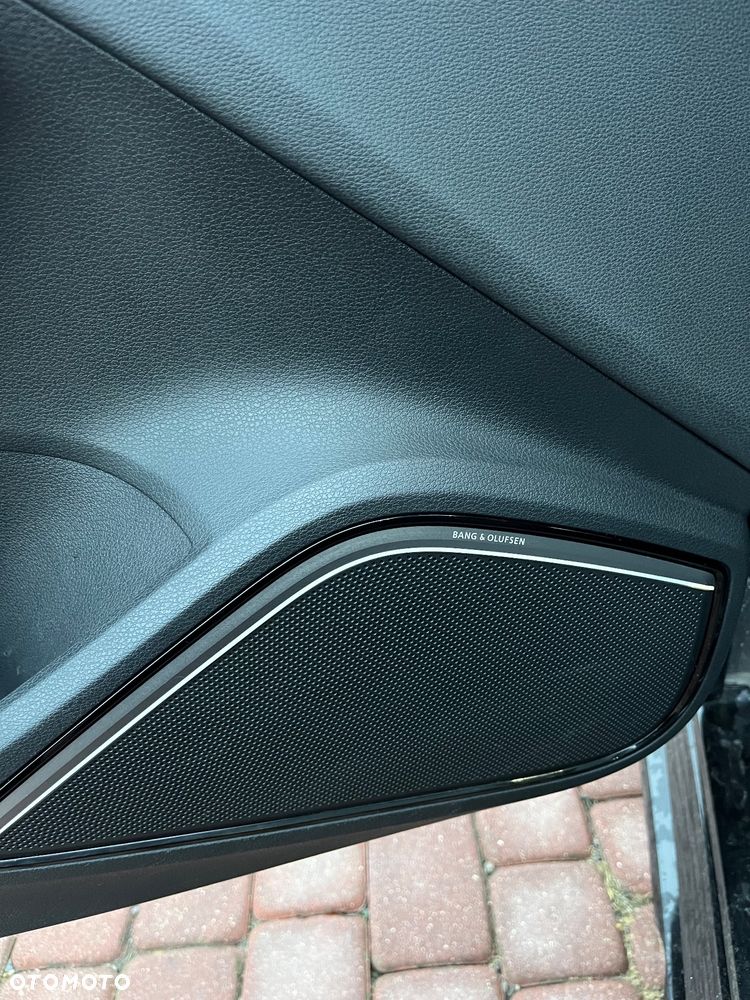 Audi A3 Sportback 2.0 TDI S tronic S line Sportpaket - 24