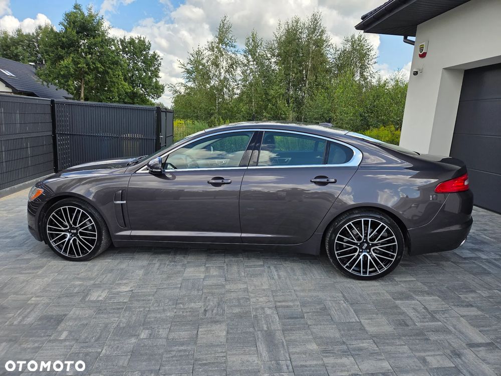 Jaguar XF 3.0 V6 S - 14