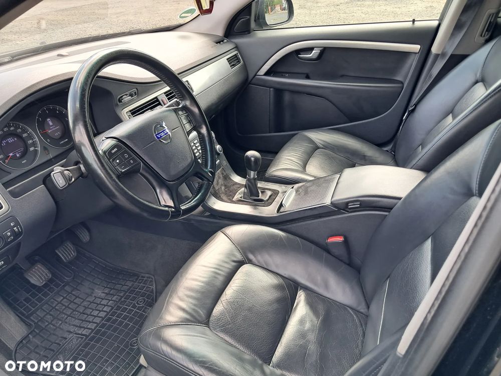 Volvo V70 2.0D Momentum - 10