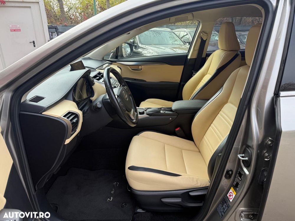 Lexus Seria NX ver-300h - 13