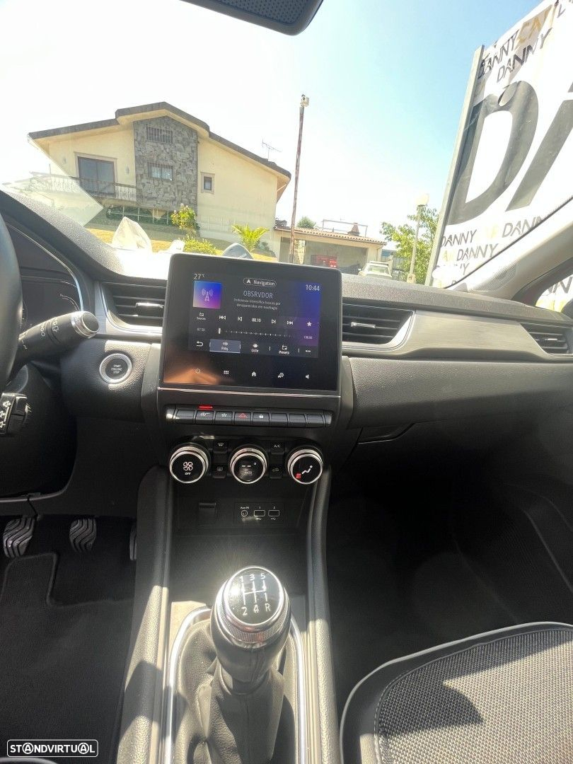 Renault Captur 1.0 TCe Techno Bi-Fuel - 12