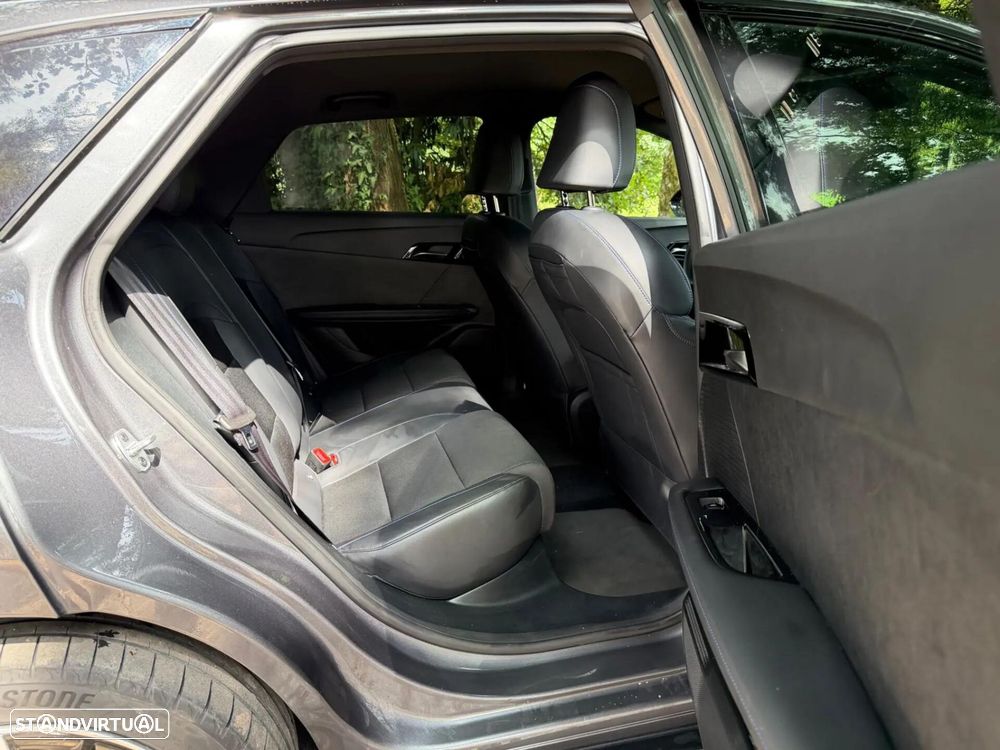 MG MG4 77 kWh Extended Range Luxury - 30