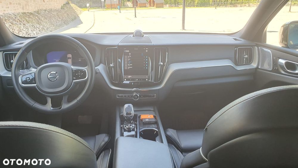 Volvo XC 60 T8 Plug-In Hybrid AWD Polestar Engineered - 13