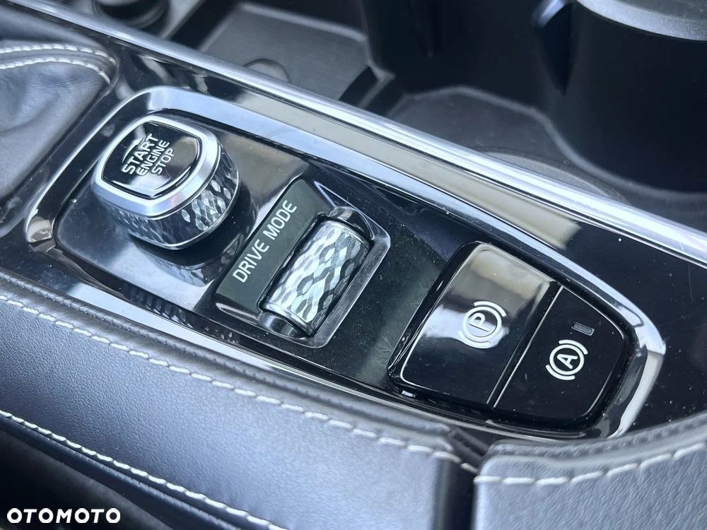 Volvo V90 - 25