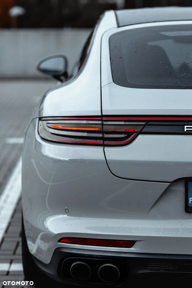 Porsche Panamera 4S - 8
