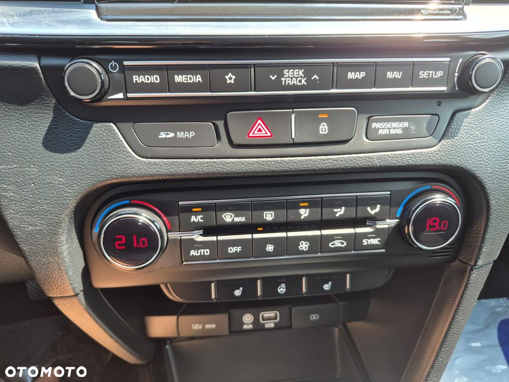 Kia Ceed 1.6 CRDi Platinum Edition - 32