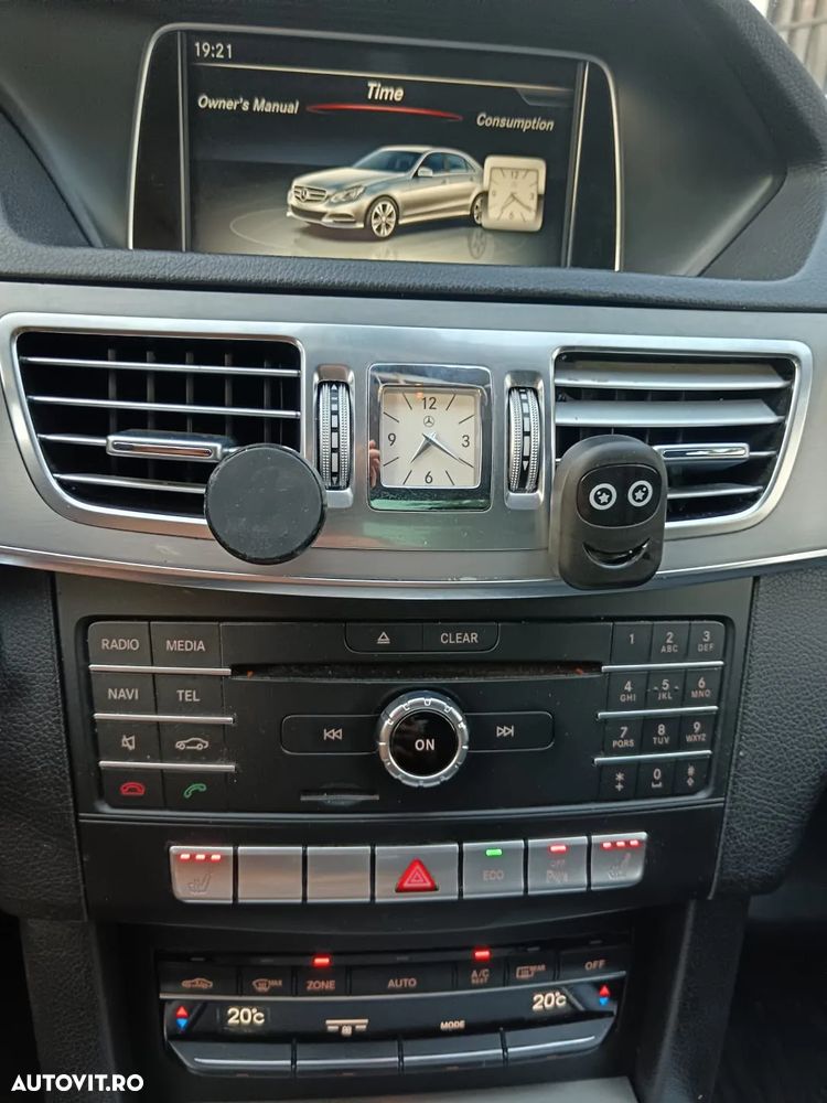 Mercedes-Benz E - 27