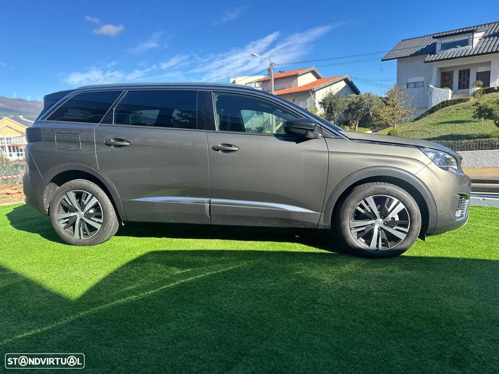 Peugeot 5008 - 4