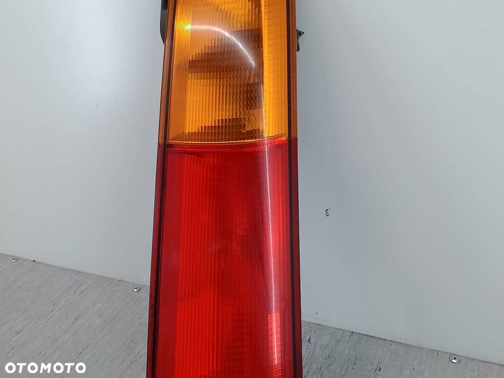 LAMPA TYLNA PRAWA HONDA HR-V I 043-2200 - 1
