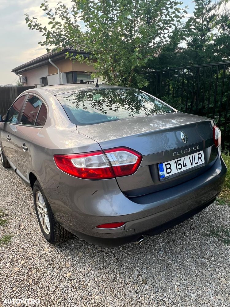 Renault Fluence 1.6 Authentique - 4