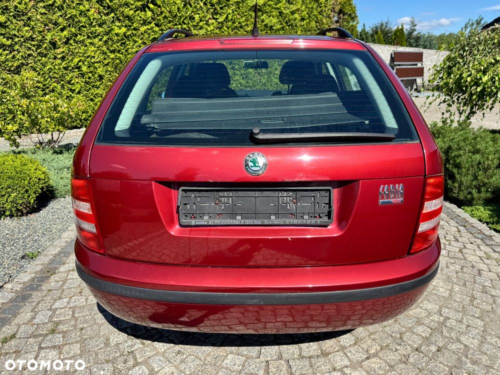 Skoda Fabia - 16