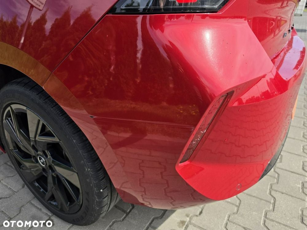 Opel Astra 1.2 T GS S&S - 9