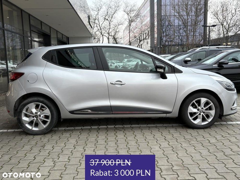 Renault Clio - 7