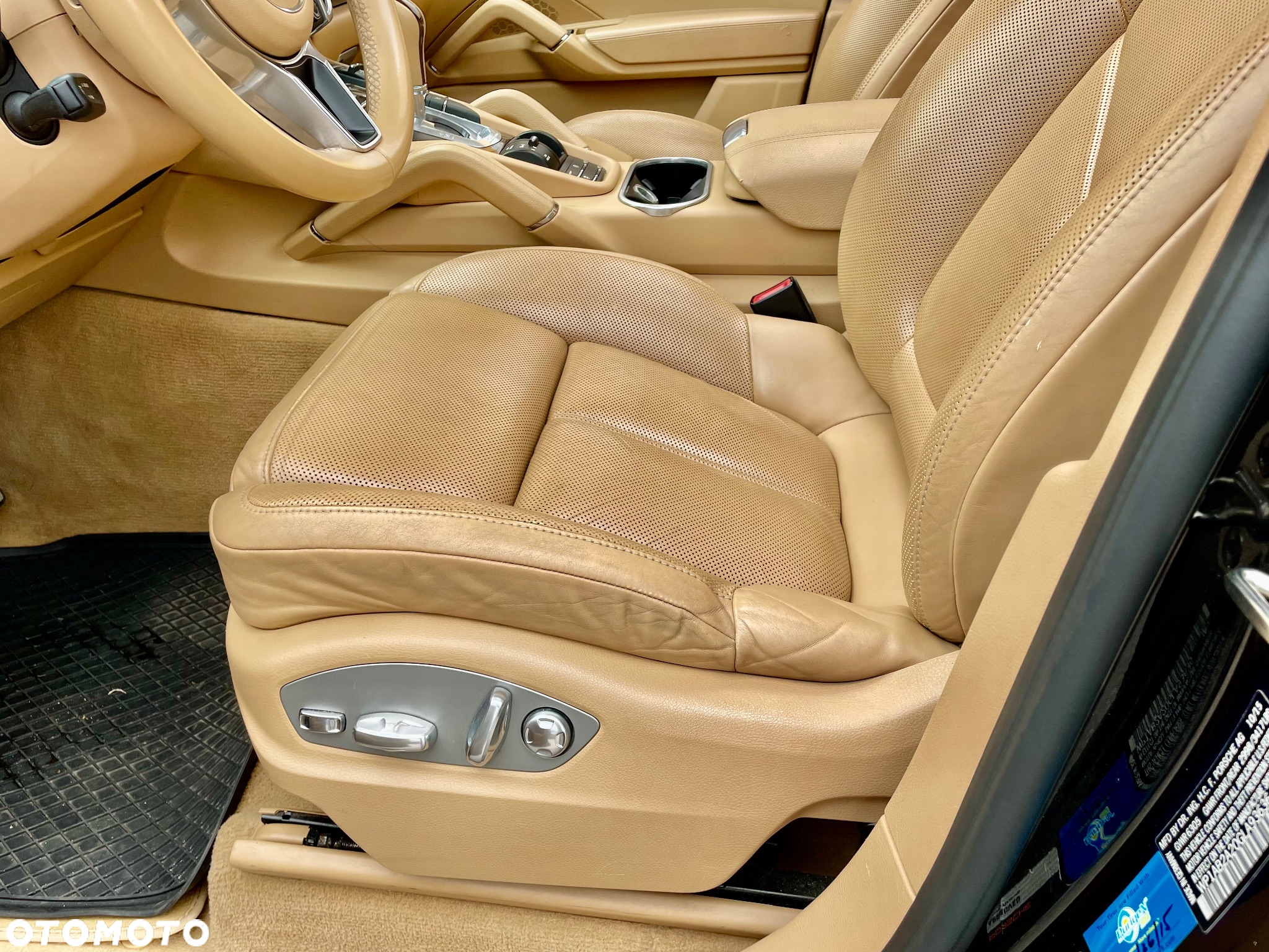 Porsche Cayenne S Platinum Edition - 27