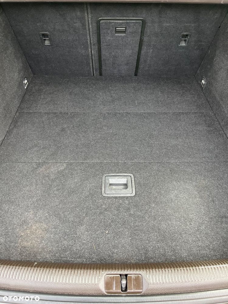 Volkswagen Passat 2.0 TDI Highline DSG - 13