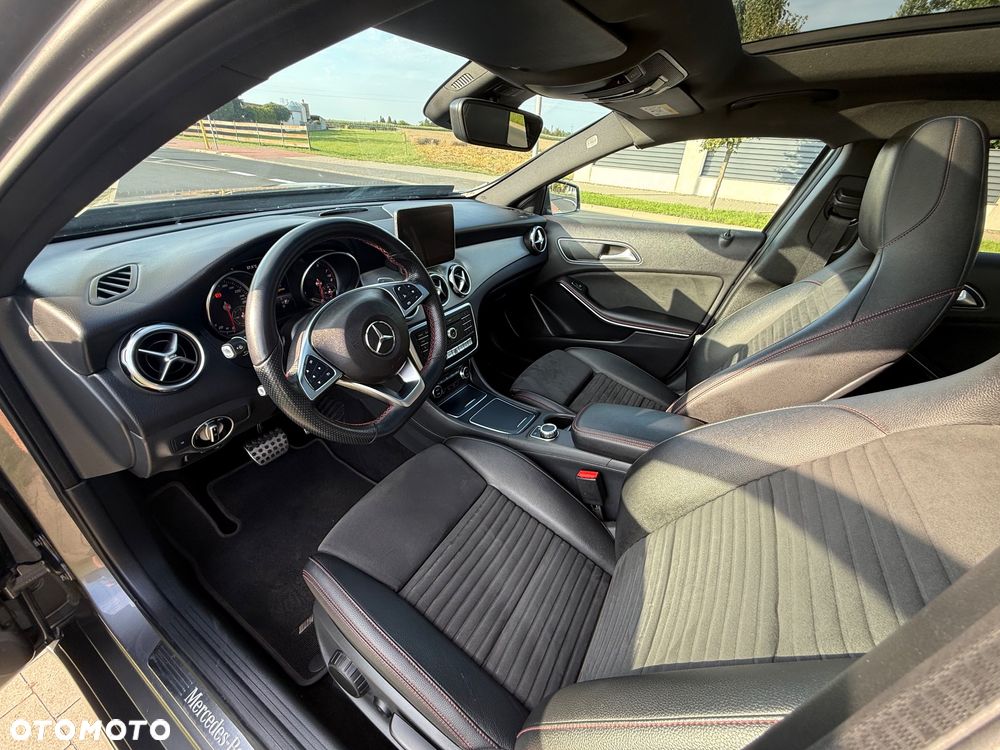 Mercedes-Benz GLA 200 7G-DCT AMG Line - 21