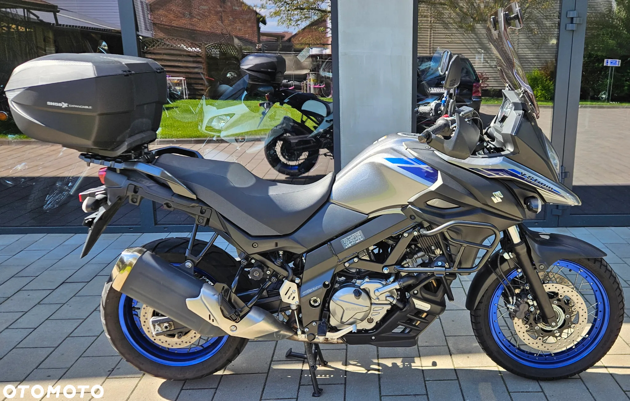 Suzuki DL - 18