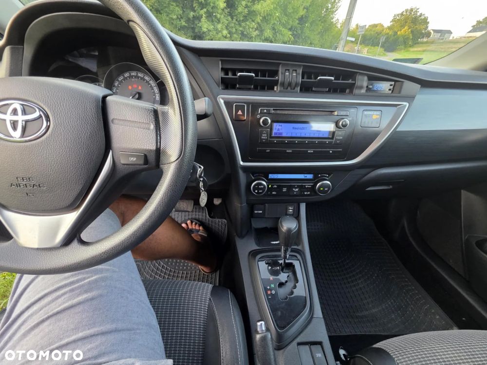 Toyota Auris 1.6 Premium MS - 7