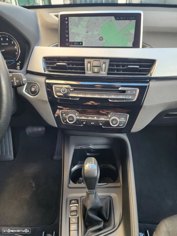 BMW X1 xDrive25e Advantage - 12