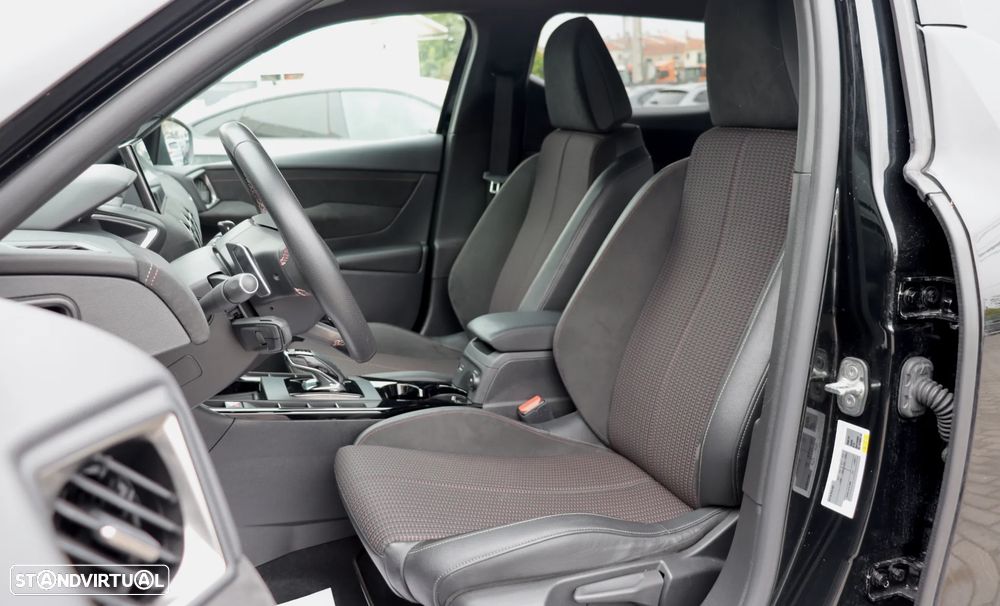 DS DS3 Crossback PureTech 130 Aut. PERFORMANCE LINE + - 15