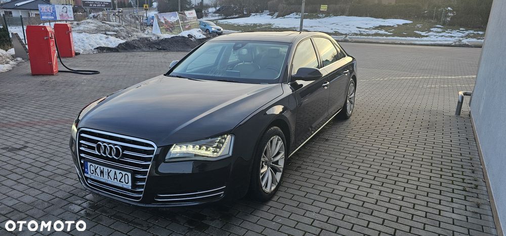 Audi A8 - 8