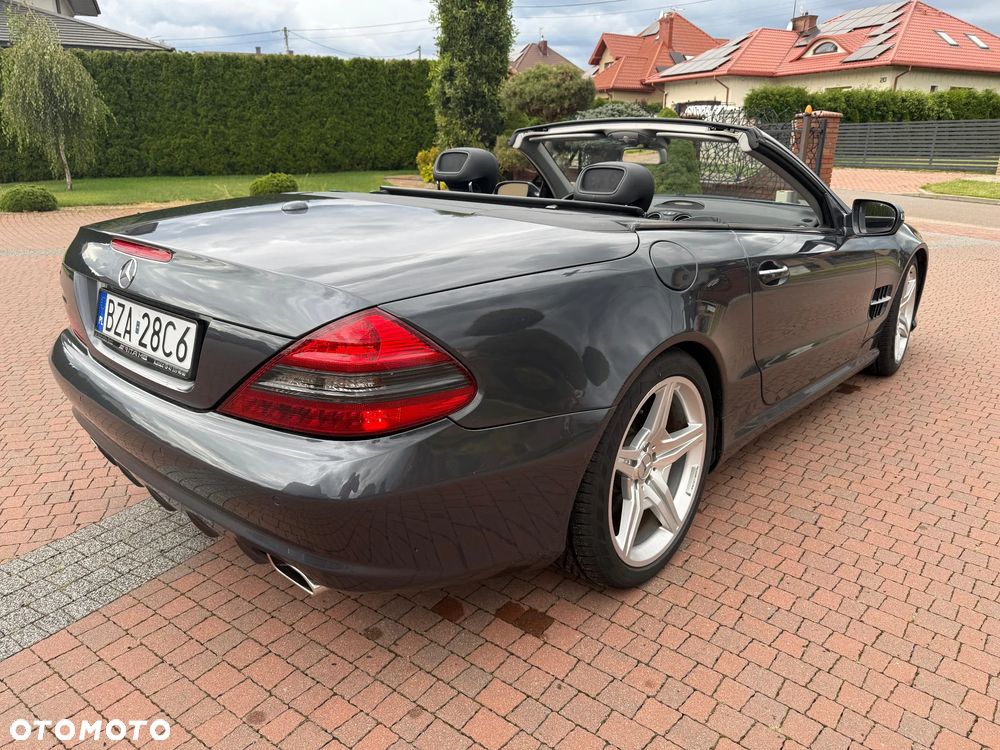 Mercedes-Benz SL - 8