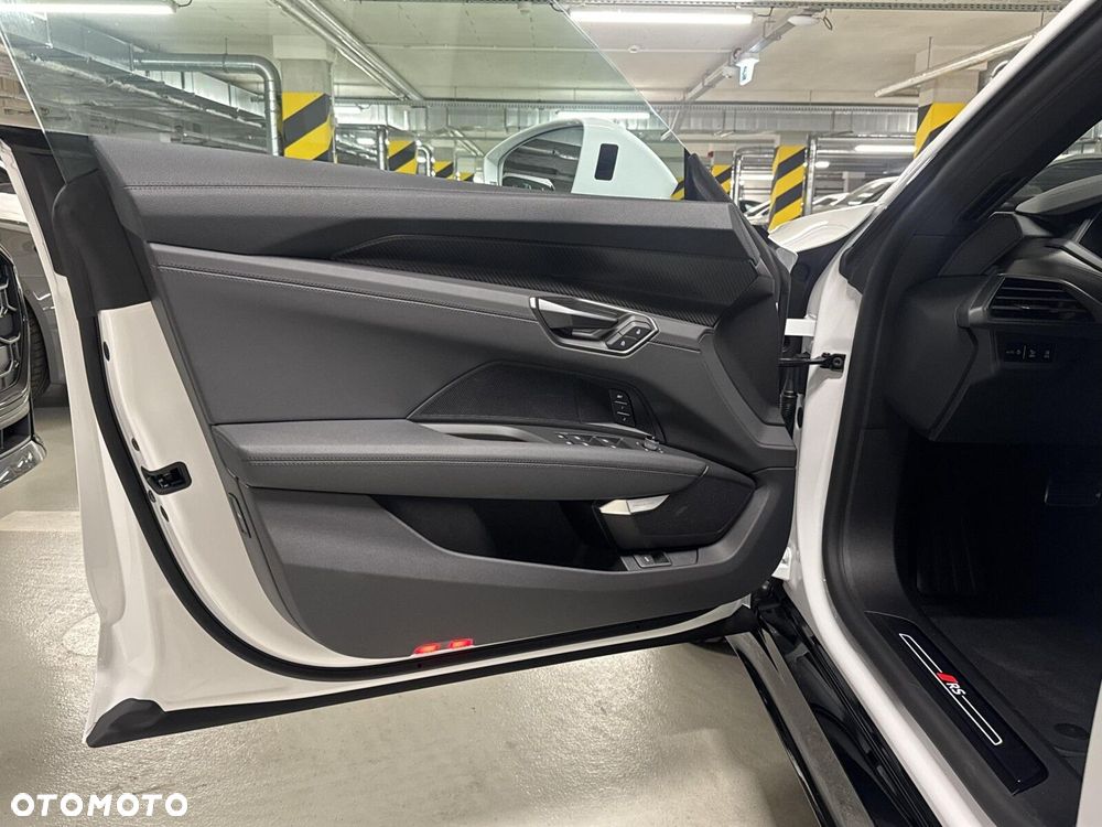 Audi RS e-tron GT - 10