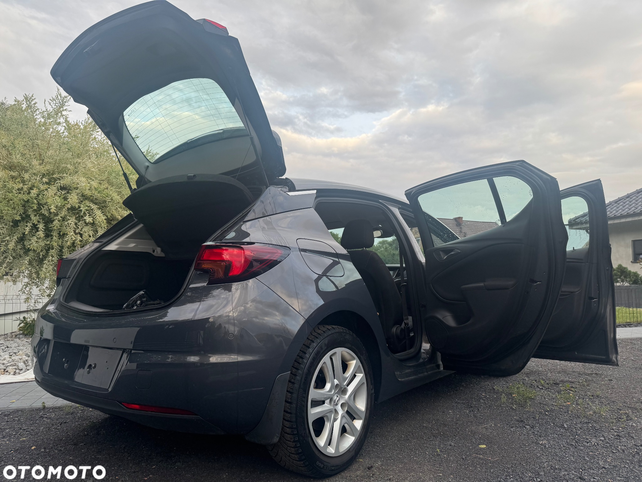 Opel Astra 1.4 Turbo Edition - 26