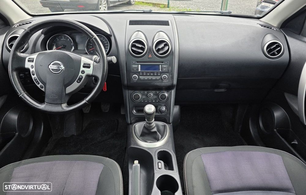 Nissan Qashqai +2 1.5 dCi Tekna Premium 17 - 13