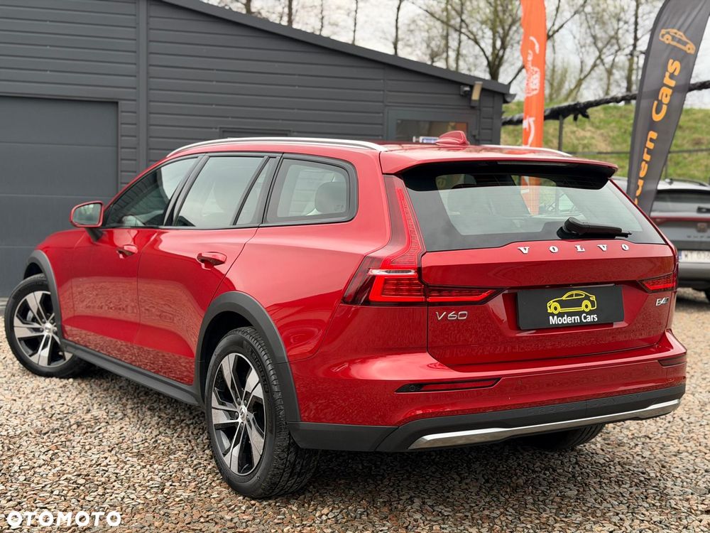 Volvo V60 Cross Country B4 D AWD Plus - 13