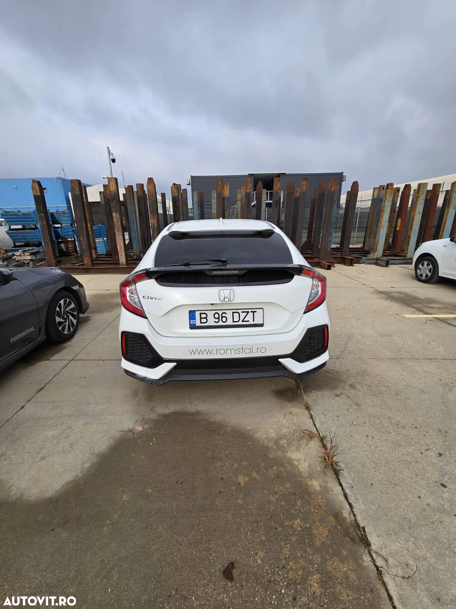 Honda Civic 1.0 VTEC Turbo Elegance Navi - 3