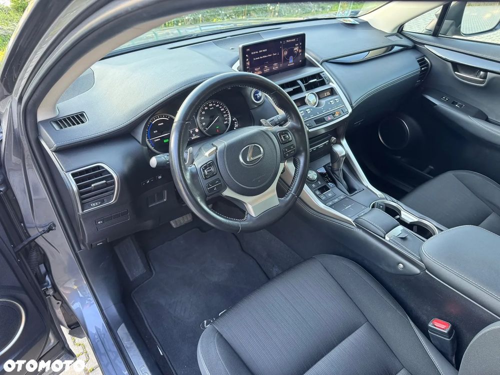 Lexus NX 300h Elegance + Business AWD - 10