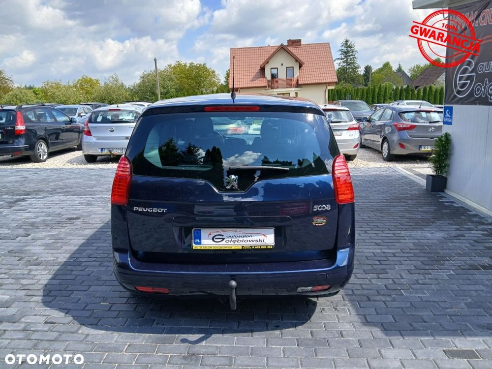 Peugeot 5008 - 11