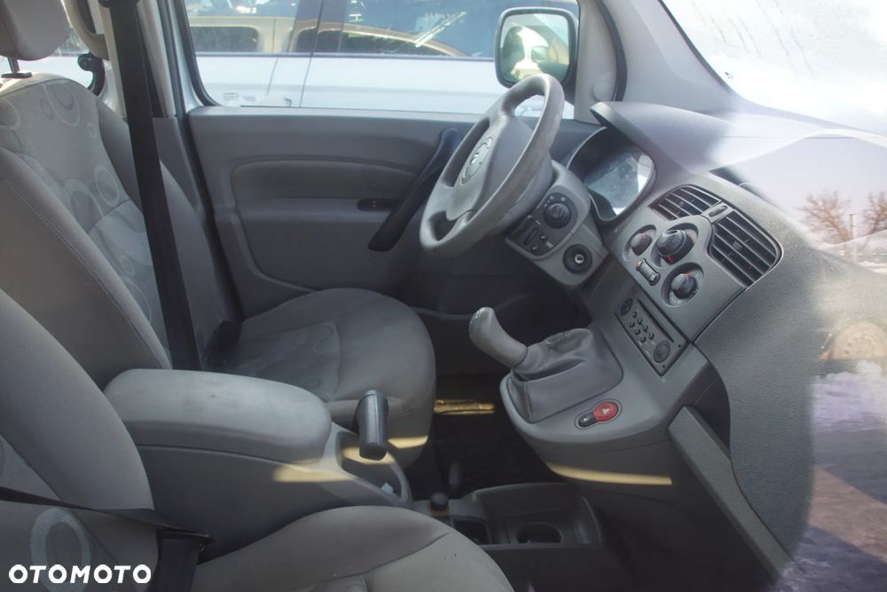 Auto na części - Renault Kangoo II 1.6 87 KM K7M TEB64 2009R Silnik Skrzynia Drzwi Maska Błotnik Lampa Klapa Zderzak Klamka Lusterko Deska Kokpit Sterownik Moduł Czujnik Licznik Wyświetlacz Panel Kierownica - 14