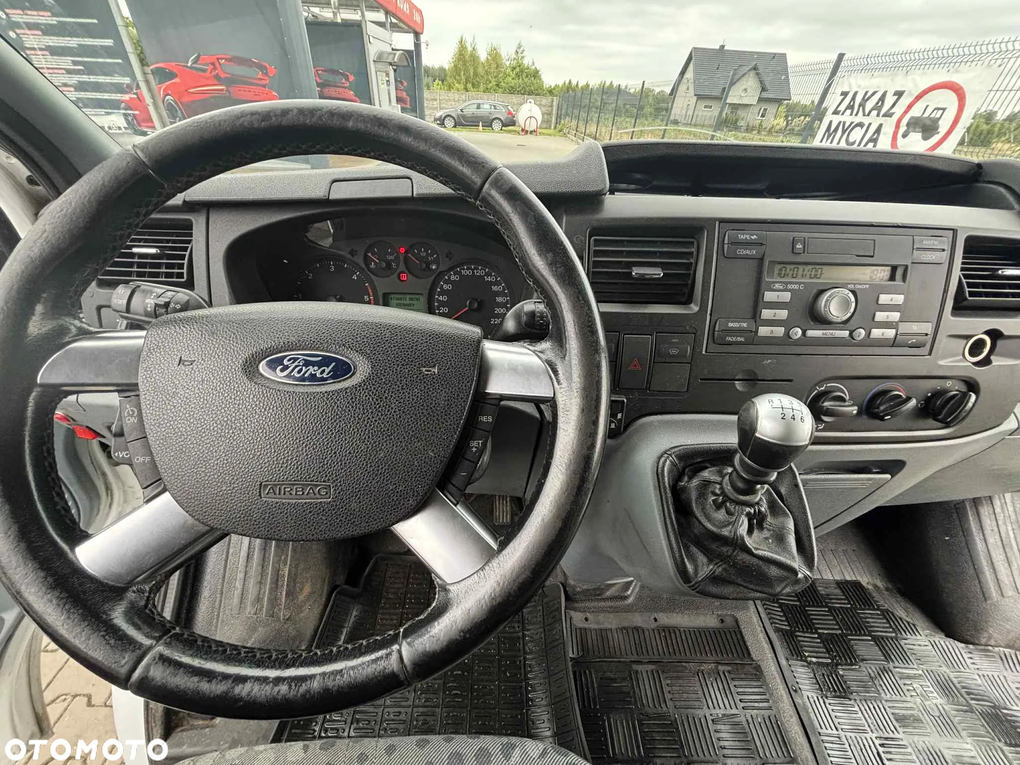 Ford Transit - 6