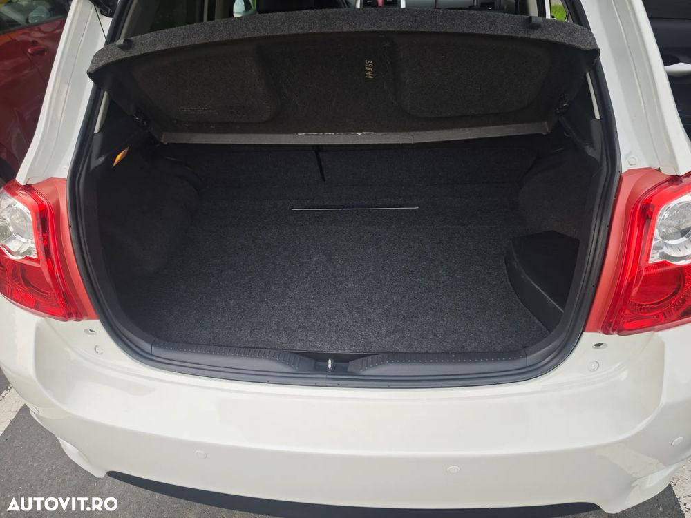 Toyota Auris - 6