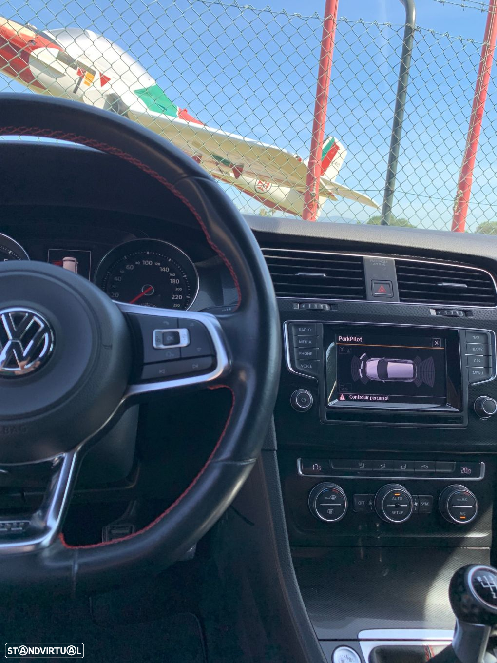 VW Golf 2.0 TSi GTi Performance - 26