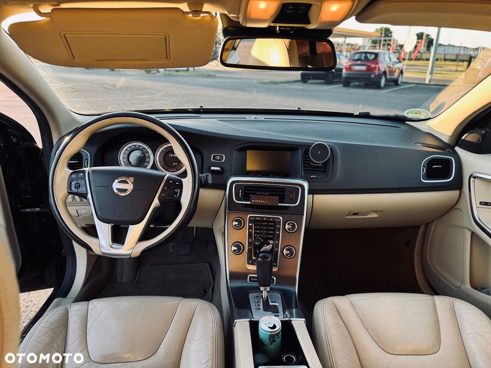 Volvo S60 D3 Geartronic Summum - 14