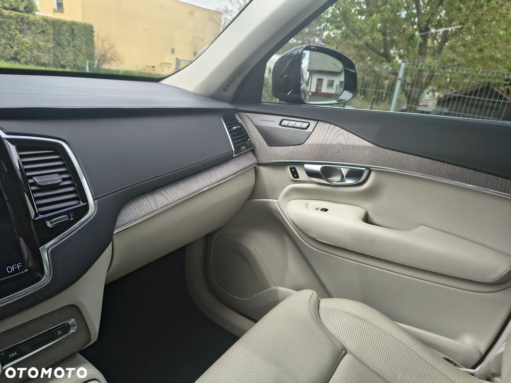 Volvo XC 90 T6 AWD Geartronic Inscription - 28